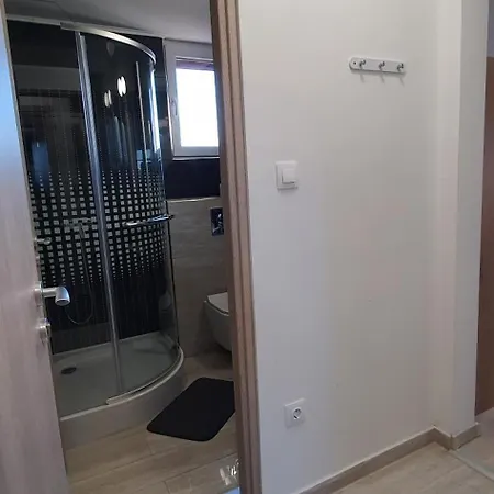 Sipos Vendeg Es Apartmanhaz 게스트하우스