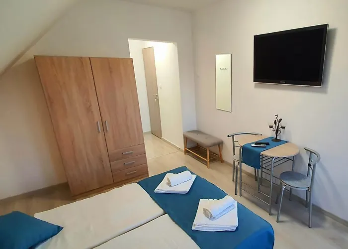 Sipos Vendeg Es Apartmanhaz Guest house Balatongyorok