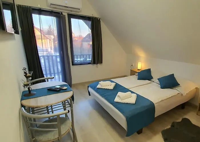 招待所 Sipos Vendeg Es Apartmanhaz *