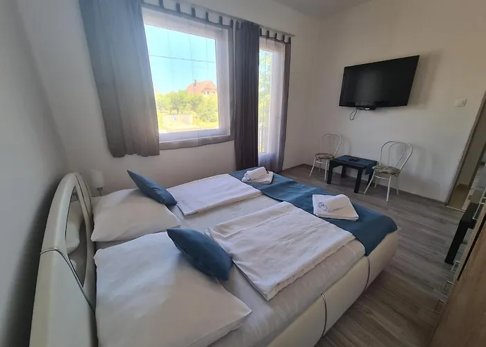 Sipos Vendeg Es Apartmanhaz * Balatongyörök