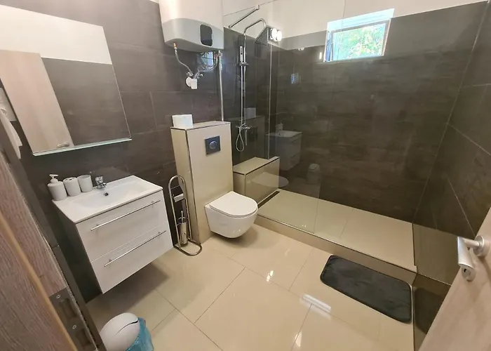 招待所 Sipos Vendeg Es Apartmanhaz Balatongyörök